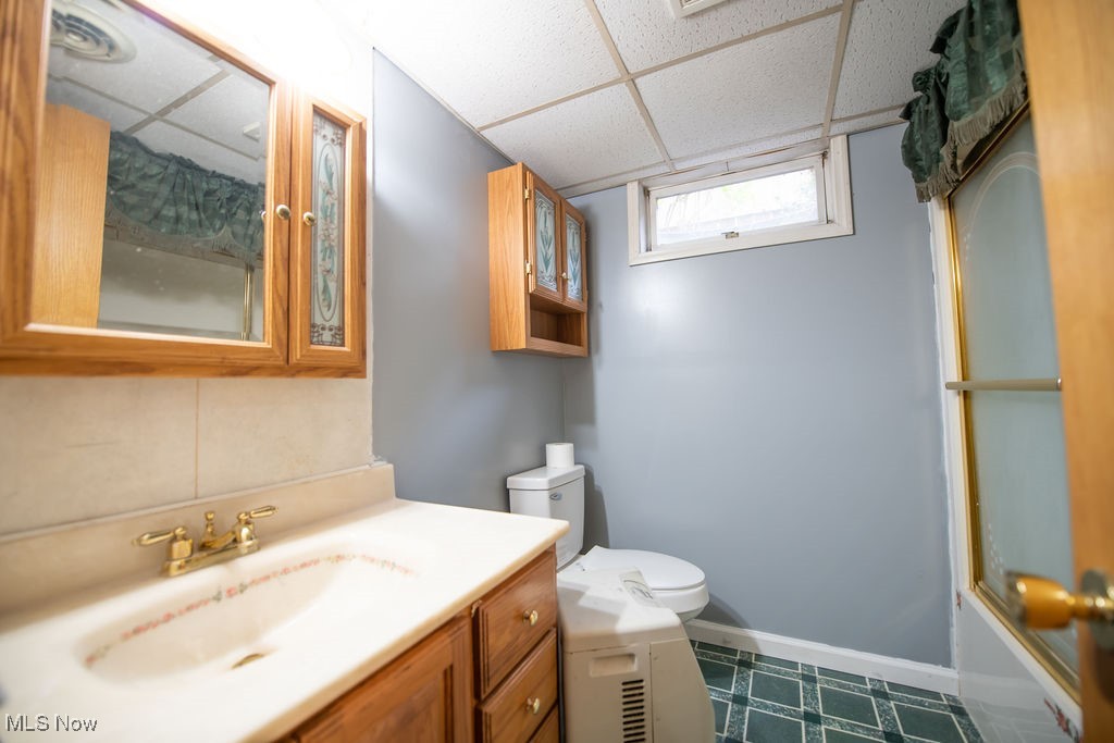 331 Allen Lane, New Philadelphia, Ohio image 24