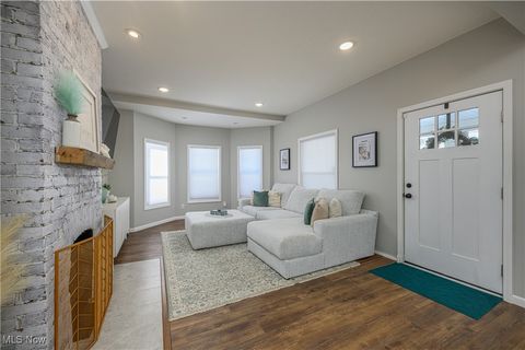 Tiny photo for 212 E 11th Street, Dover, OH 44622 (MLS # 5184503)