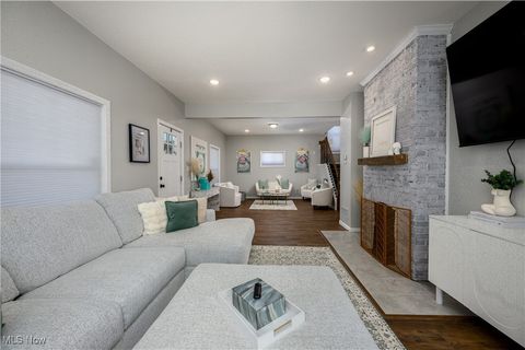 Tiny photo for 212 E 11th Street, Dover, OH 44622 (MLS # 5184503)