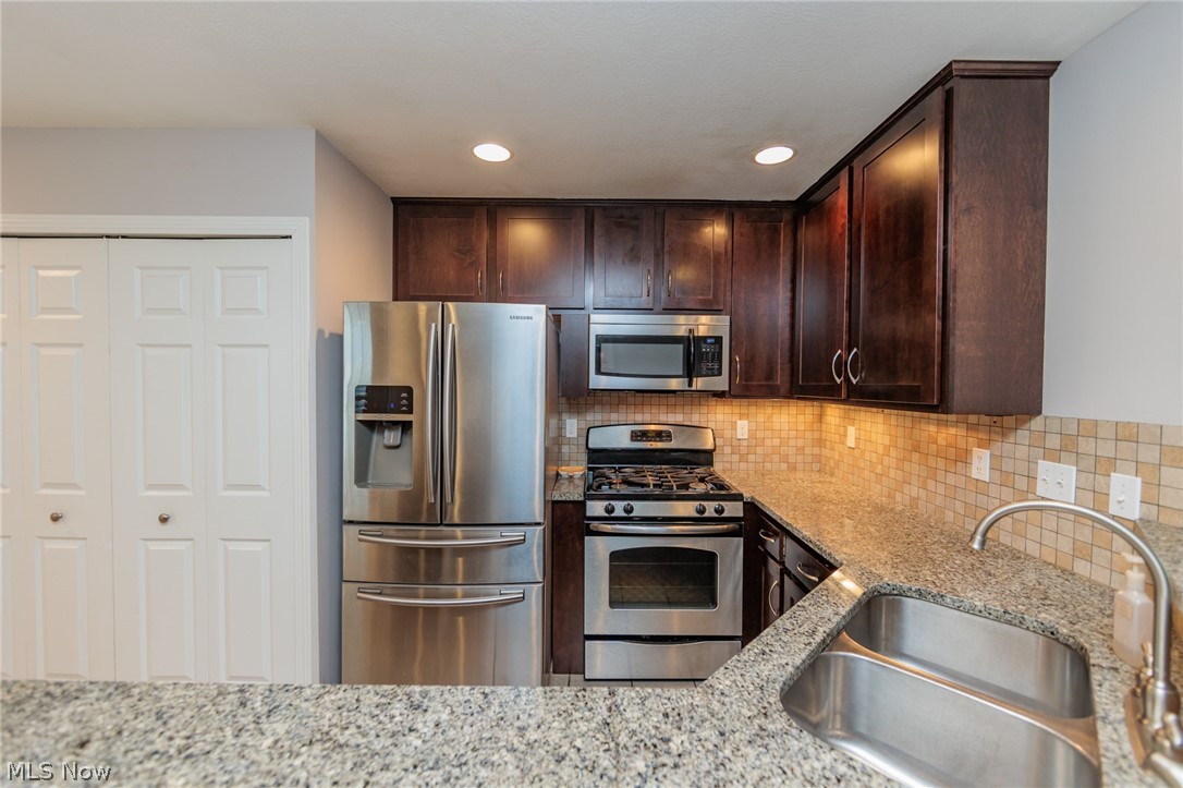 Crystal Lake Phase 02 - Residential