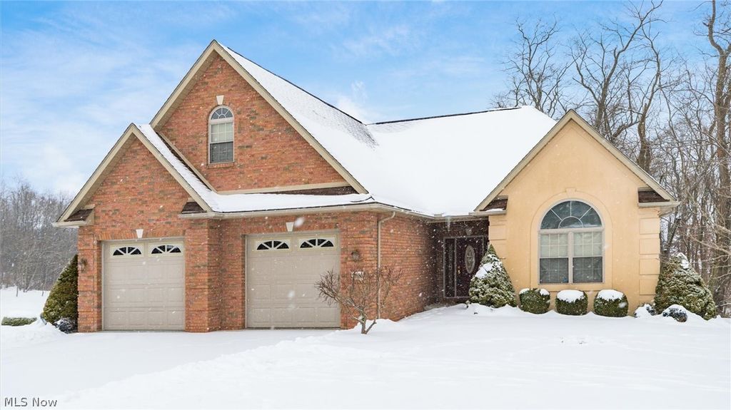 Photo of 3020 Northern Place, Zanesville, OH 43701 (MLS # 5185801)