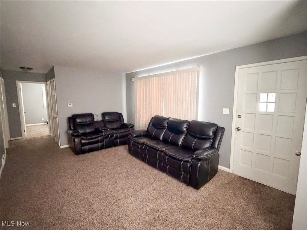 Photo of 1915 Highlawn Avenue, Youngstown, OH 44509 (MLS # 5185423)