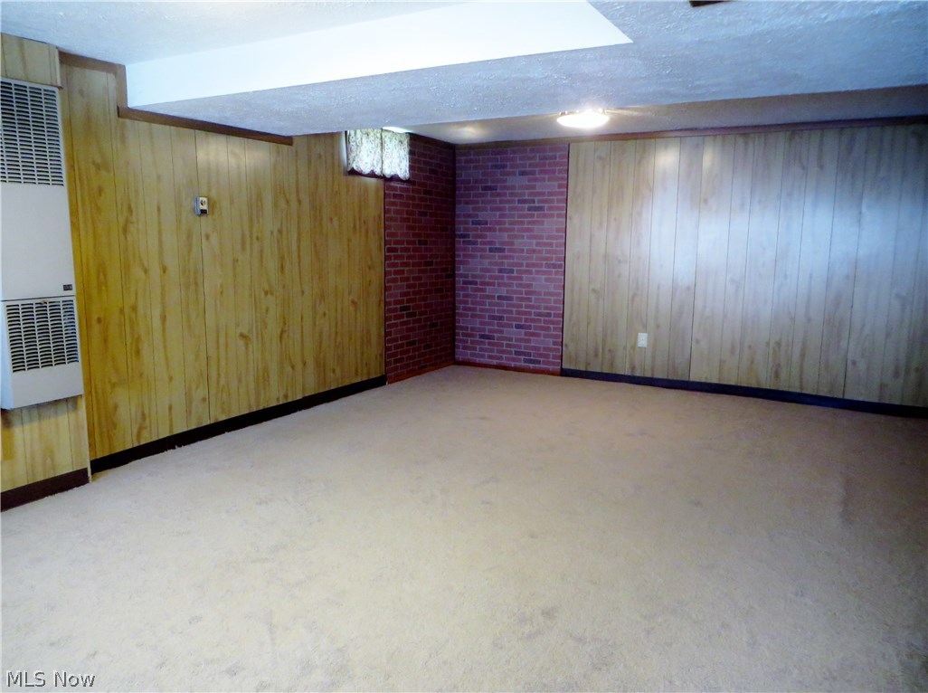 Mentor Headlands Park - Residential