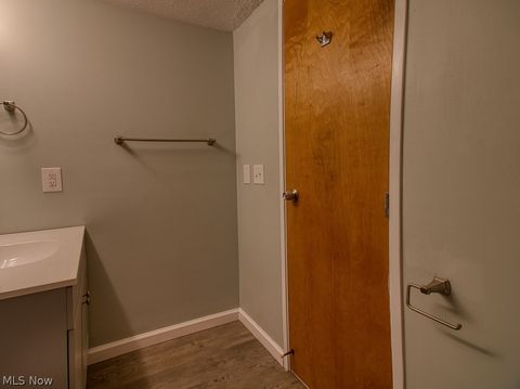 Tiny photo for 408 W Saint Clair Avenue #223, Cleveland, OH 44113 (MLS # 5190594)