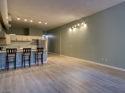 Tiny photo for 408 W Saint Clair Avenue #223, Cleveland, OH 44113 (MLS # 5190594)