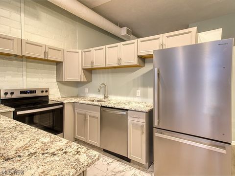 Tiny photo for 408 W Saint Clair Avenue #223, Cleveland, OH 44113 (MLS # 5190594)