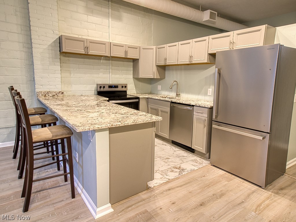 408 W Saint Clair Avenue 223