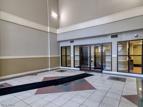 Tiny photo for 408 W Saint Clair Avenue #223, Cleveland, OH 44113 (MLS # 5190594)