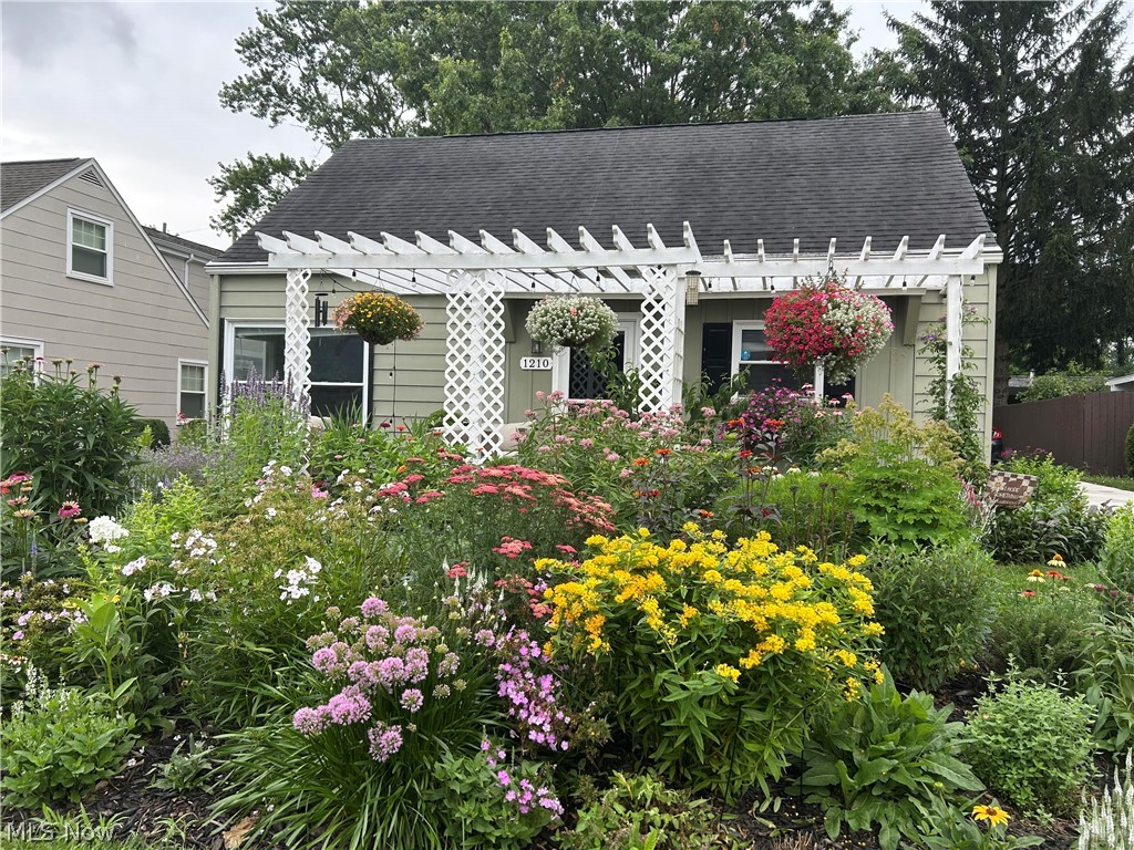 Heslop Morning View - Residential