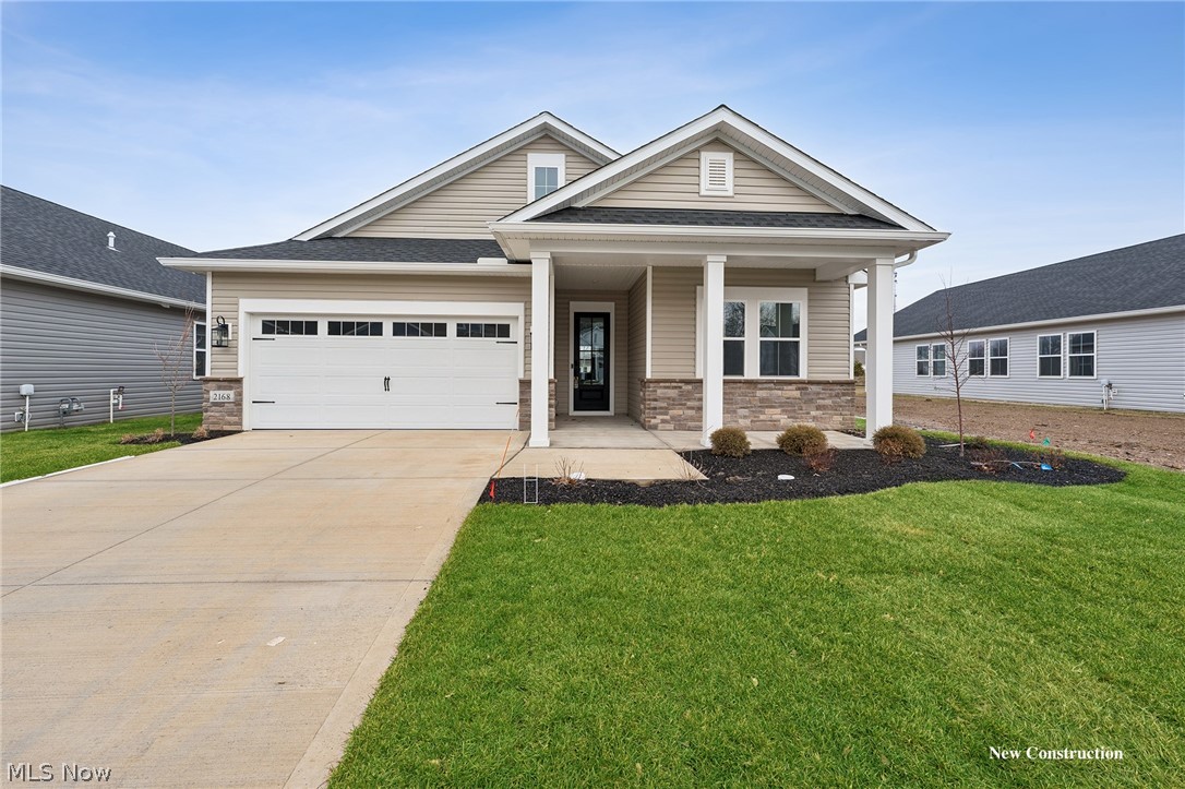 Four Seasons at Sandstone - Residential