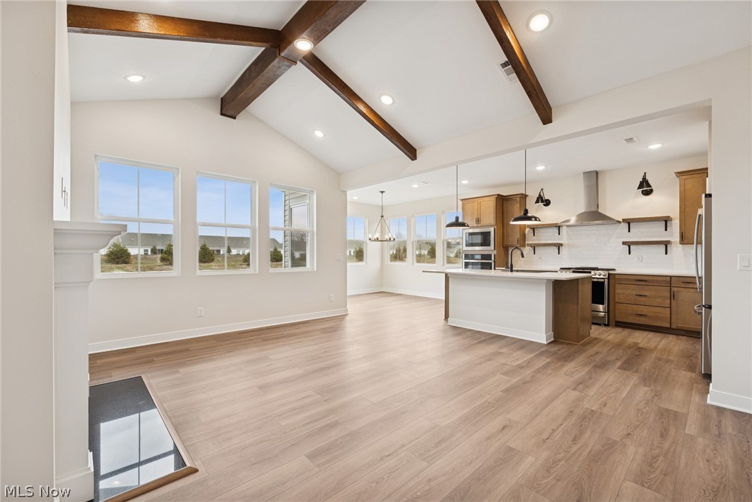 Four Seasons at Sandstone - Residential