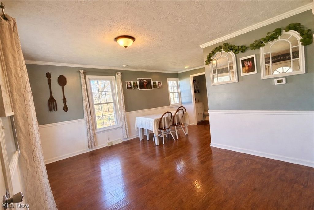 Photo of 6134 Mahoning Avenue NW, Warren, OH 44481 (MLS # 5196464)