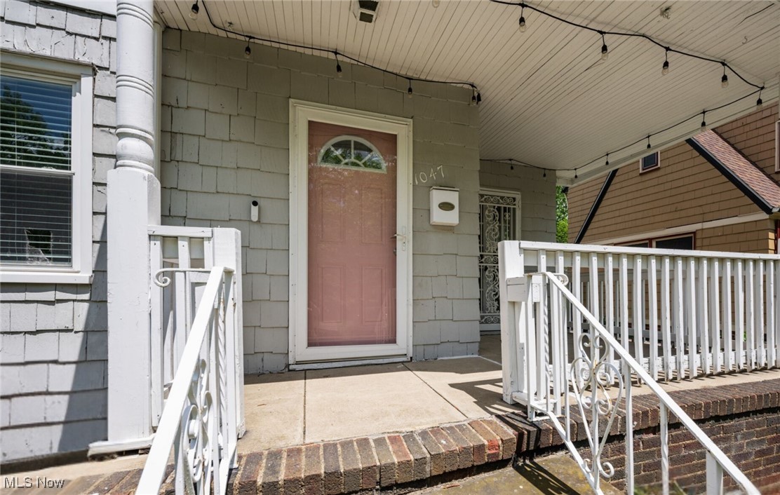 1047 Hillstone Road, Cleveland Heights, Ohio image 2