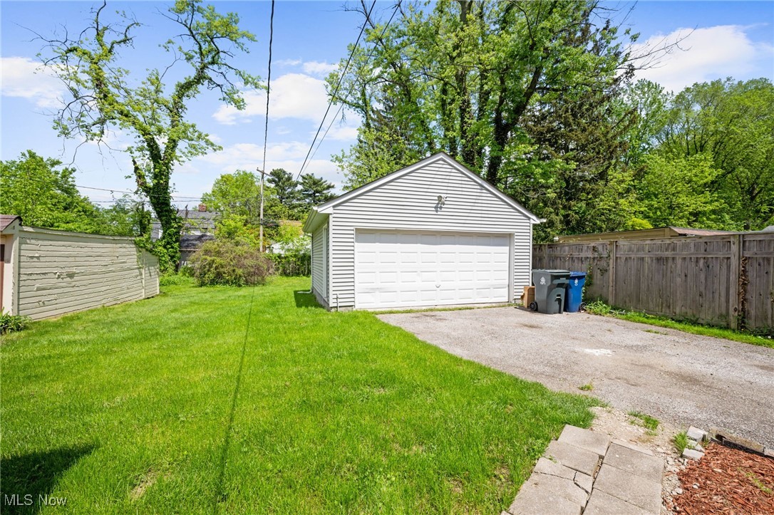 1047 Hillstone Road, Cleveland Heights, Ohio image 20