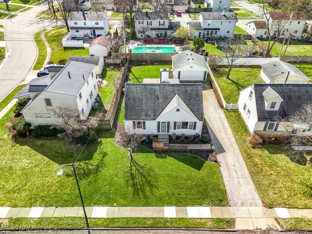 924 Davis Avenue, Cuyahoga Falls, Ohio image 40