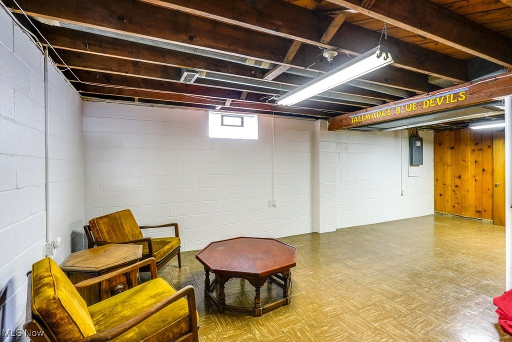 924 Davis Avenue, Cuyahoga Falls, Ohio image 36