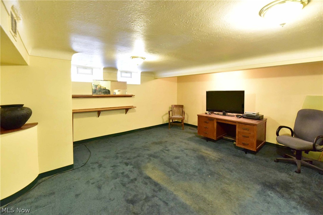 Elworthy-Helwick Cos Kenmore - Residential