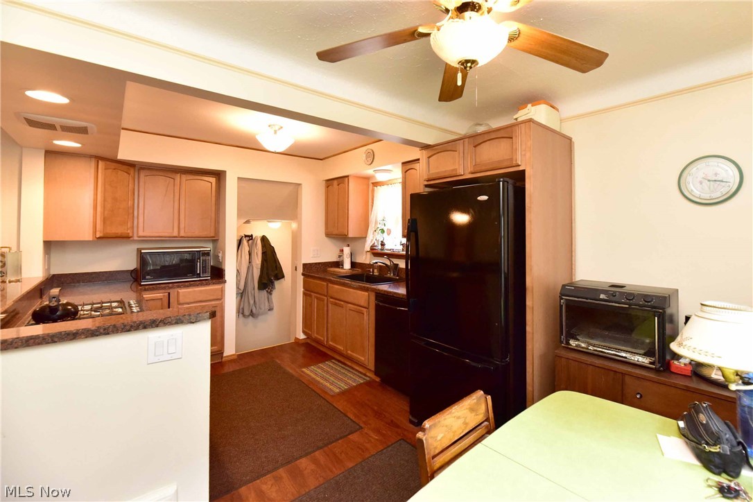 Elworthy-Helwick Cos Kenmore - Residential