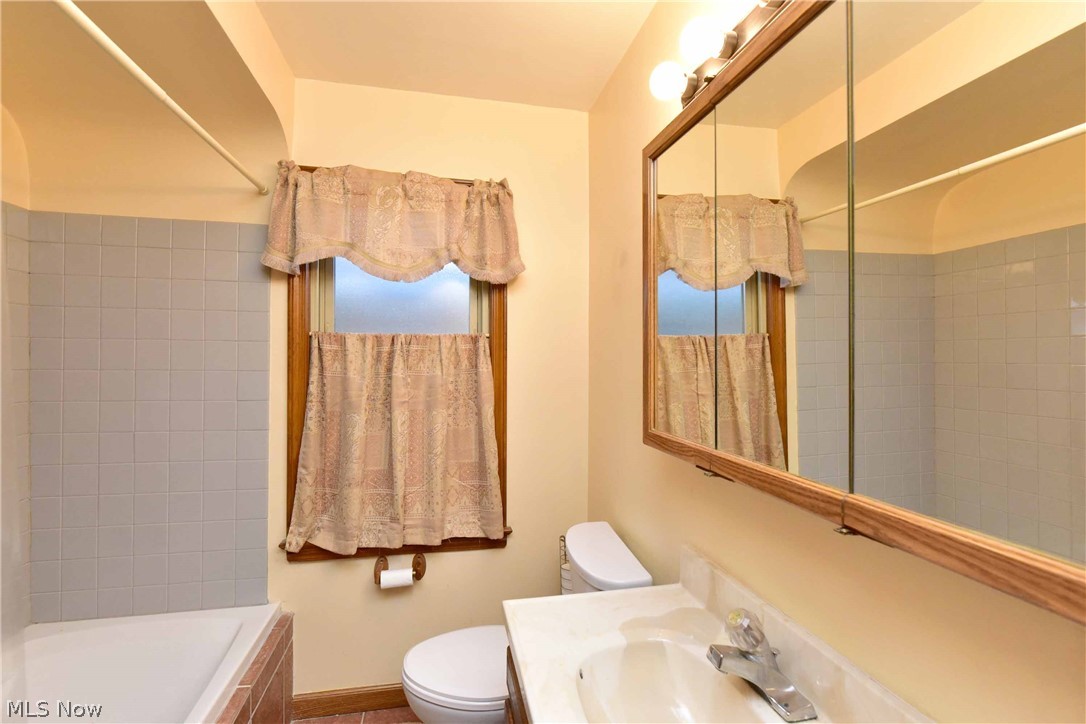 Elworthy-Helwick Cos Kenmore - Residential