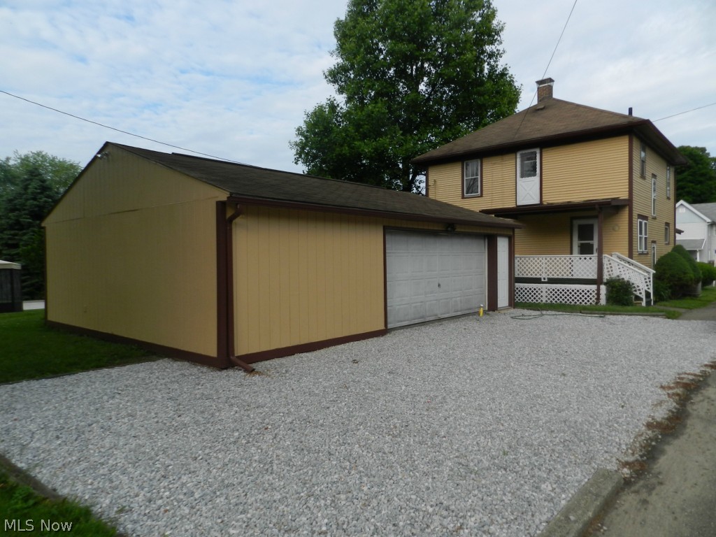 Village/Navarre - Residential