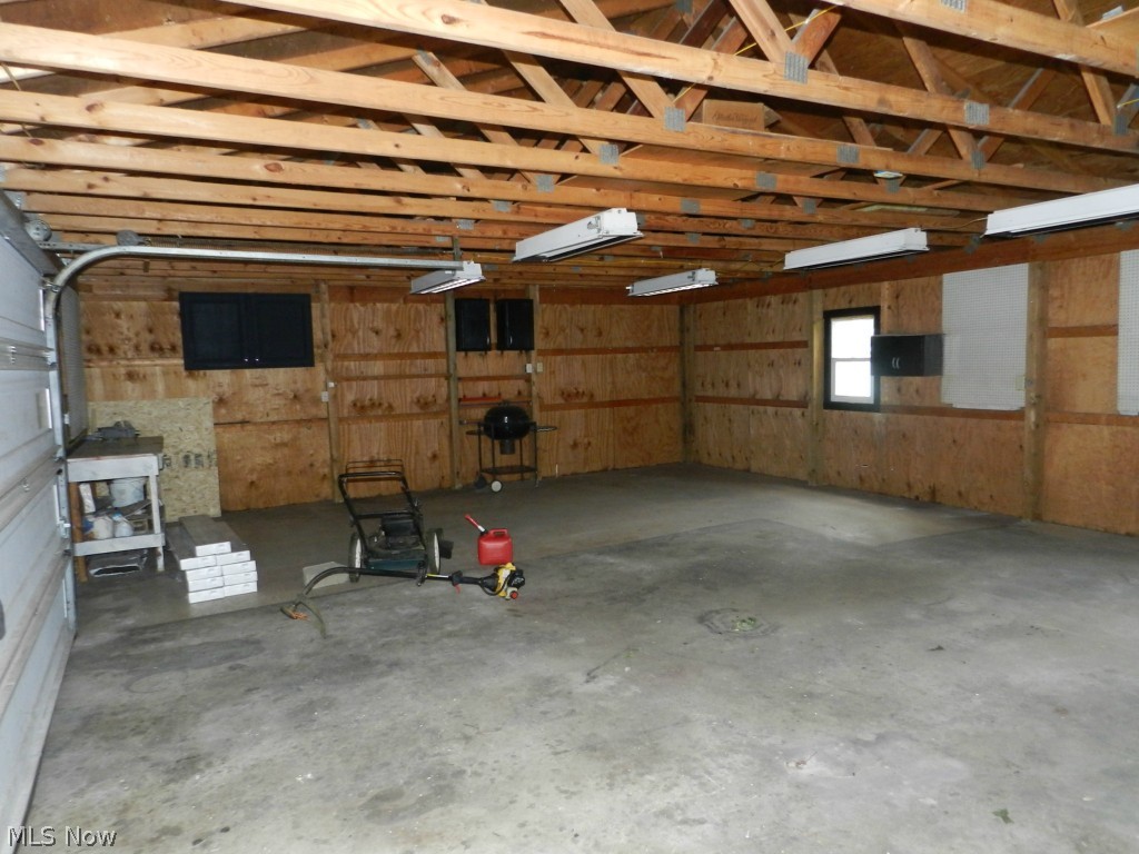 Village/Navarre - Residential