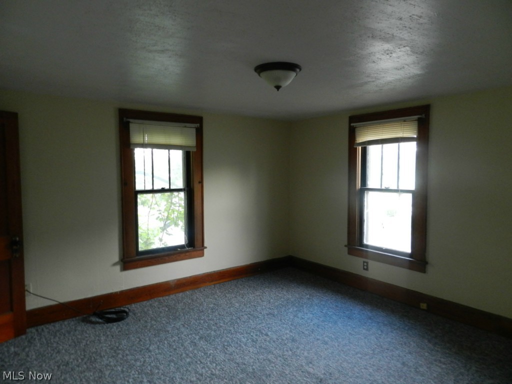 Village/Navarre - Residential