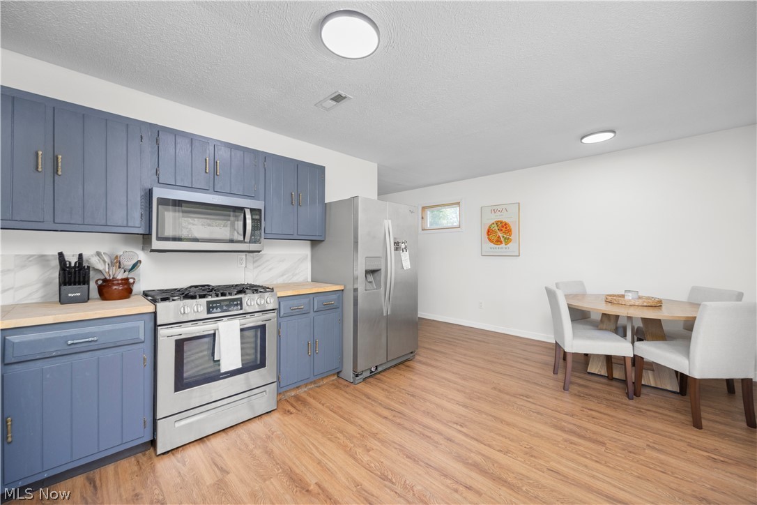 Chestnut Rdg Heights 02 - Residential