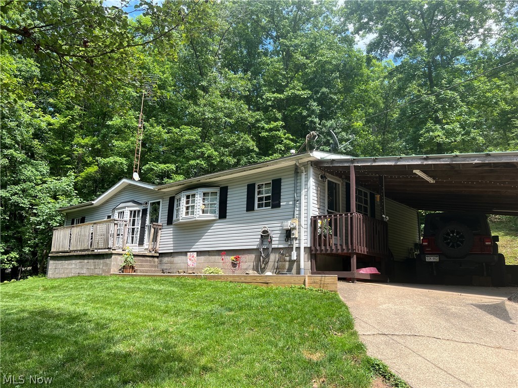 View Mineral Wells, WV 26150 house