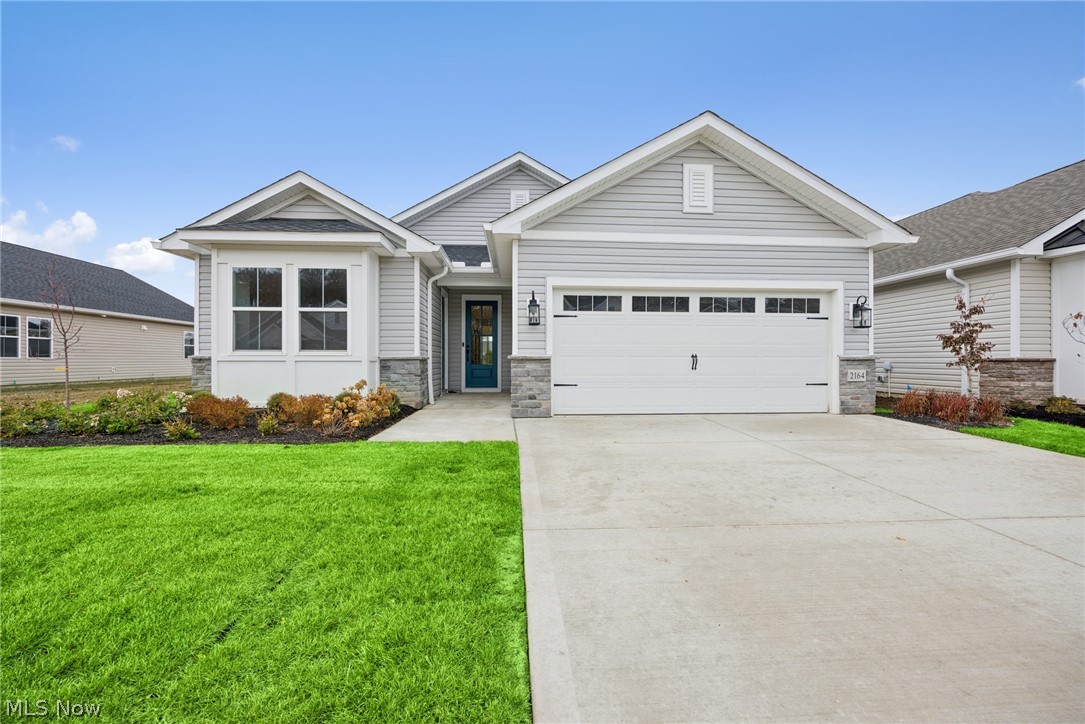 Four Seasons at Sandstone - Residential