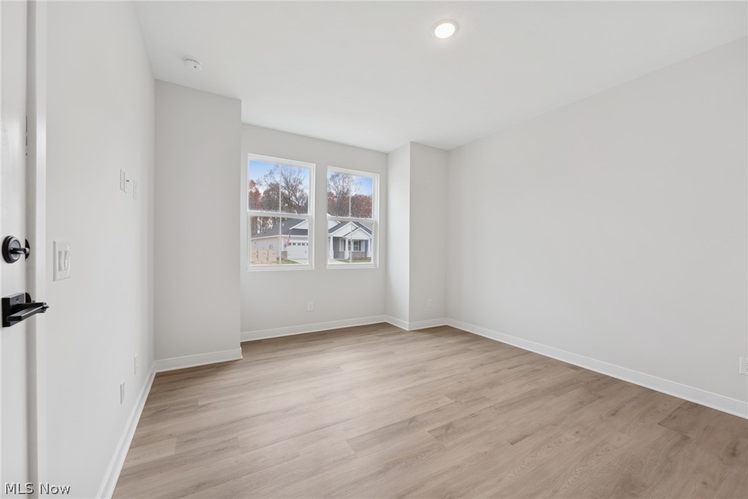 Four Seasons at Sandstone - Residential