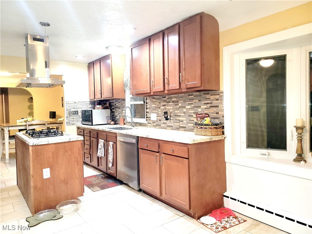 Country Club Estates - Residential