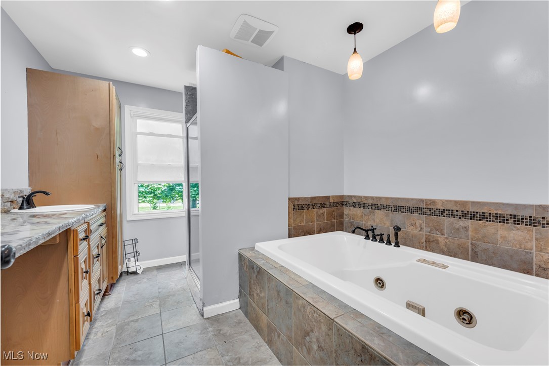 Country Club Estates - Residential