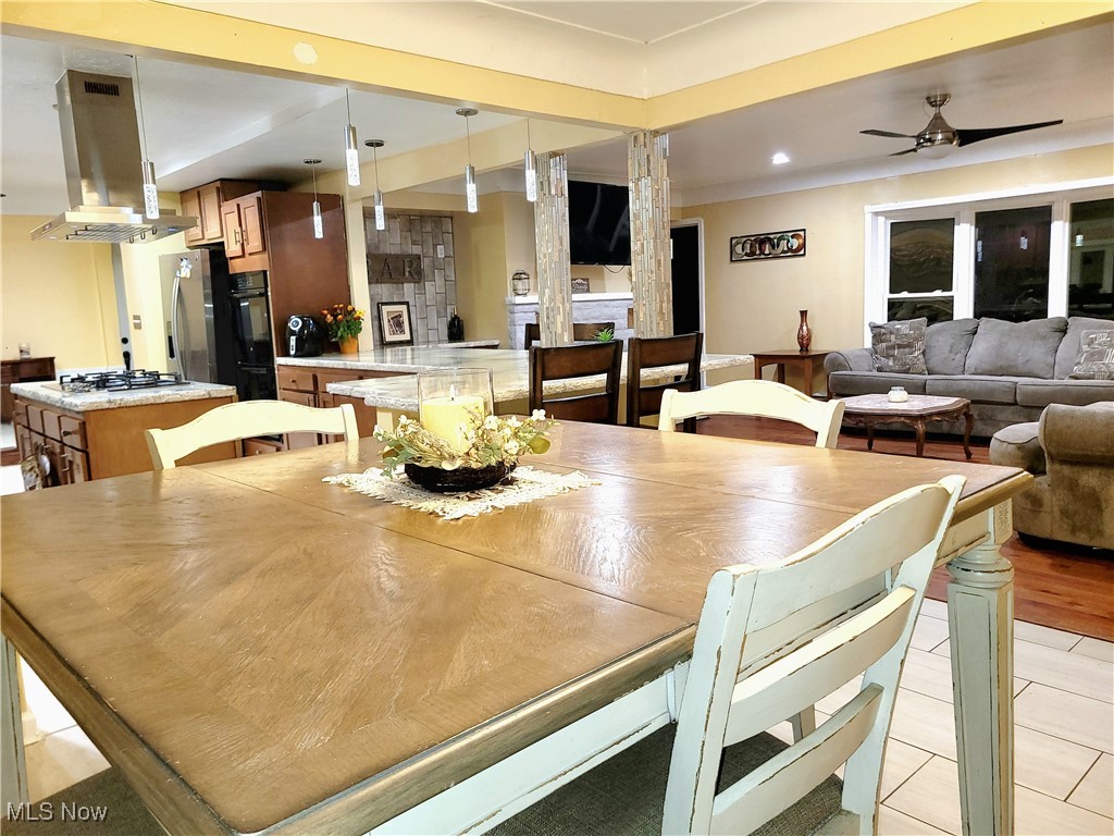 Country Club Estates - Residential