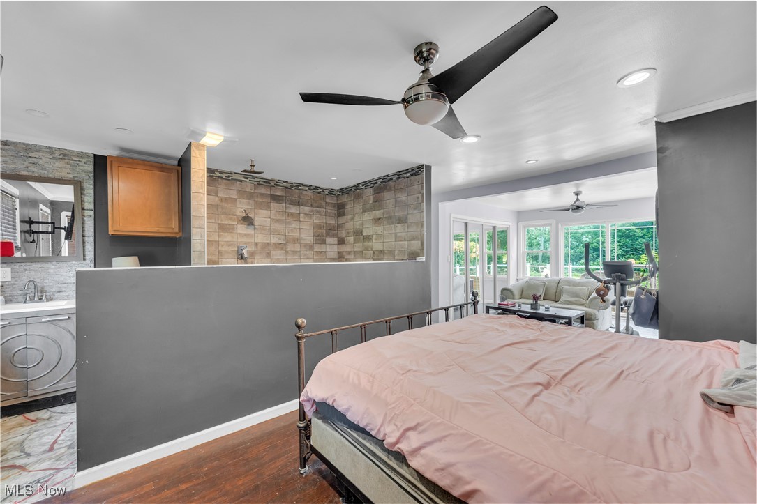 Country Club Estates - Residential