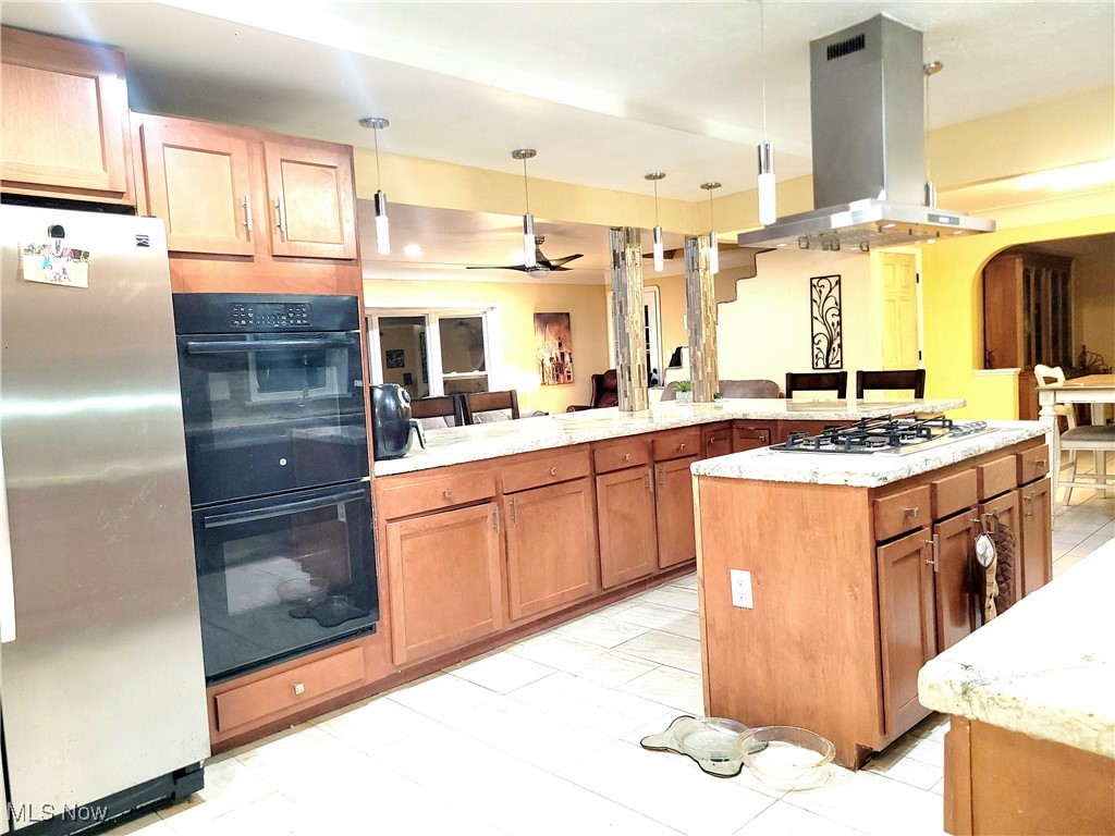 Country Club Estates - Residential