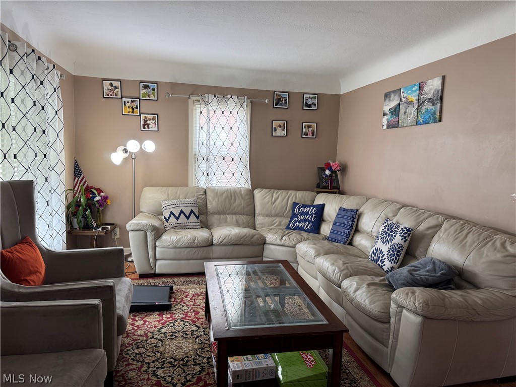 Broadfields Sub/W H Telling - Residential