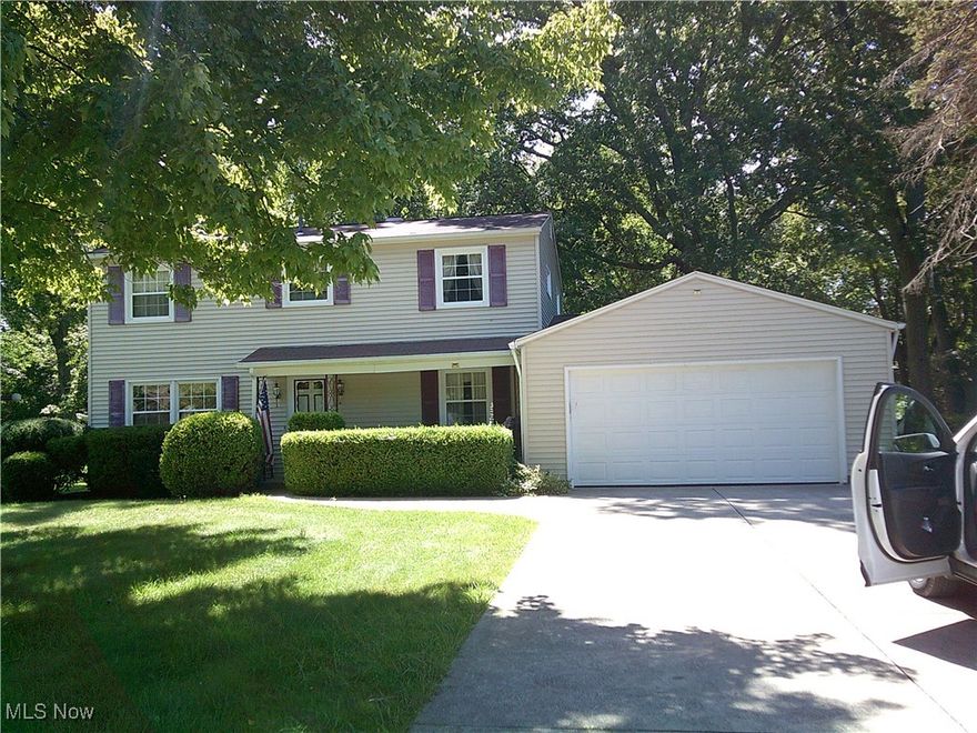 Super Location Vermilion Shady Lake Area - 3 bed 2.5 bath, possible 4 bed. Custom cabinets throughout the house. Pella windows, newer furnace, and newer basement carpet. Fireplace, two car garage, on a large treed lot. Priced to sell! Immediate possession available. Call Bill Lehky for appointments.