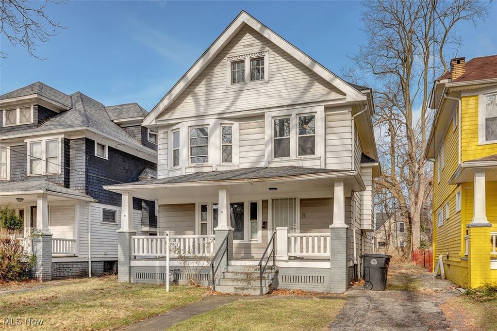 Photo of 9901 Yale Avenue, Cleveland, OH 44108 (MLS # 5179194)