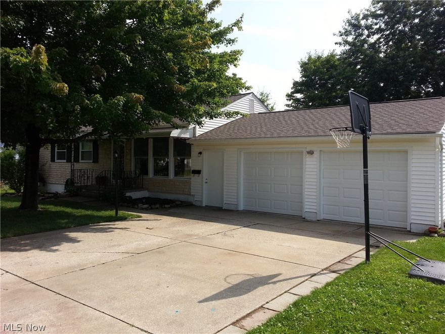 Don't miss the opportunity to make this home yours.  This amazing 3-4 bedroom ranch which also includes a office/bonus room  is updated and move in ready.  New crown molding, appliances and Hard wood flooring in dining, living and family room are only 3 years old.   The living room features ceramic tile with gorgeous custom wood vaulted ceilings.  The backyard features a  new deck that was finished this year with a bar and built in seating, a new privacy fence and a cobblestone patio only 2 years old.   The Basement is  completely finished with all new flooring and paint with recessed lighting and chandelier in the craft room.  It has a huge living room/game-room and 12x12 craft room with built-in work desk.  The basement also features a 12x15 bedroom/guestroom with huge walk-in closet and also has finished laundry room and half bath.  The Furnace has a whole house Aprilaire humidifier system and is newer. The heated Garage is a large 25x25  two-car garage with enormous workbench with