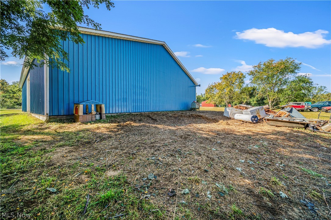 Connecticut Western Reserve - Commercial Sale