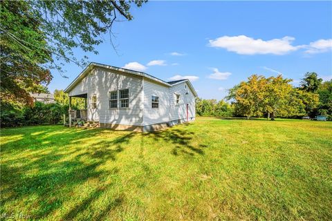 Tiny photo for 5309 N Ridge Road E, Ashtabula, OH 44004 (MLS # 5190989)