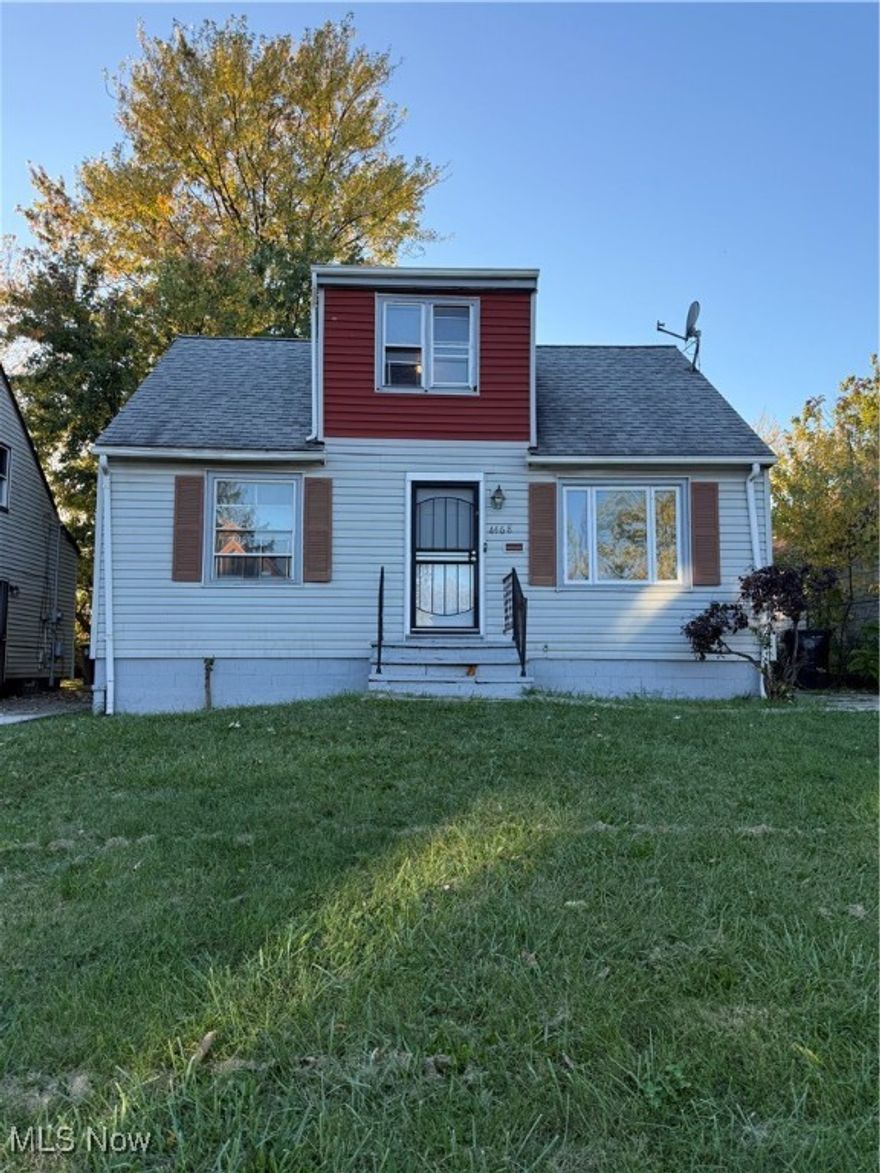 Recently updated, beautiful 3 bedroom and 1 bath home. As you enter, you are welcomed by a spacious living room filled with natural light. LVP flooring flowing from the eat in kitchen to the living room. Carpeted bedrooms include two conveniently located on the first floor.  Fenced in backyard and 2 car garage. 
Rental requirements: :Credit score of 600+. 500 - 600 is considered conditional.Less than 3 items in collections, excluding student loan and medical. Monthly income of 2.5 times the amount of the monthly rent.Thorough Eviction Check. $50 Non Refundable App Fee for all Adults who will be occupying the property.Applications can only be completed online.Typical Security Deposit equivalent to one months rent, pending results of background checks. Tenants must have the electric and gas transferred into their name.Tenant is responsible for lawn care and snow removal, water and sewer to be billed monthly. All tenants must obtain renters insurance prior to receiving keys to the property.