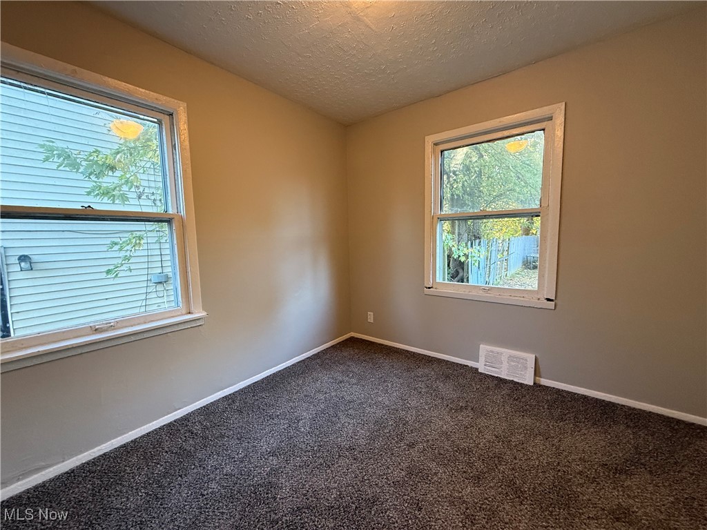 S H Kleiman Realty Cos Miles - Residential Lease