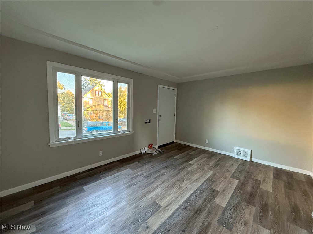 S H Kleiman Realty Cos Miles - Residential Lease