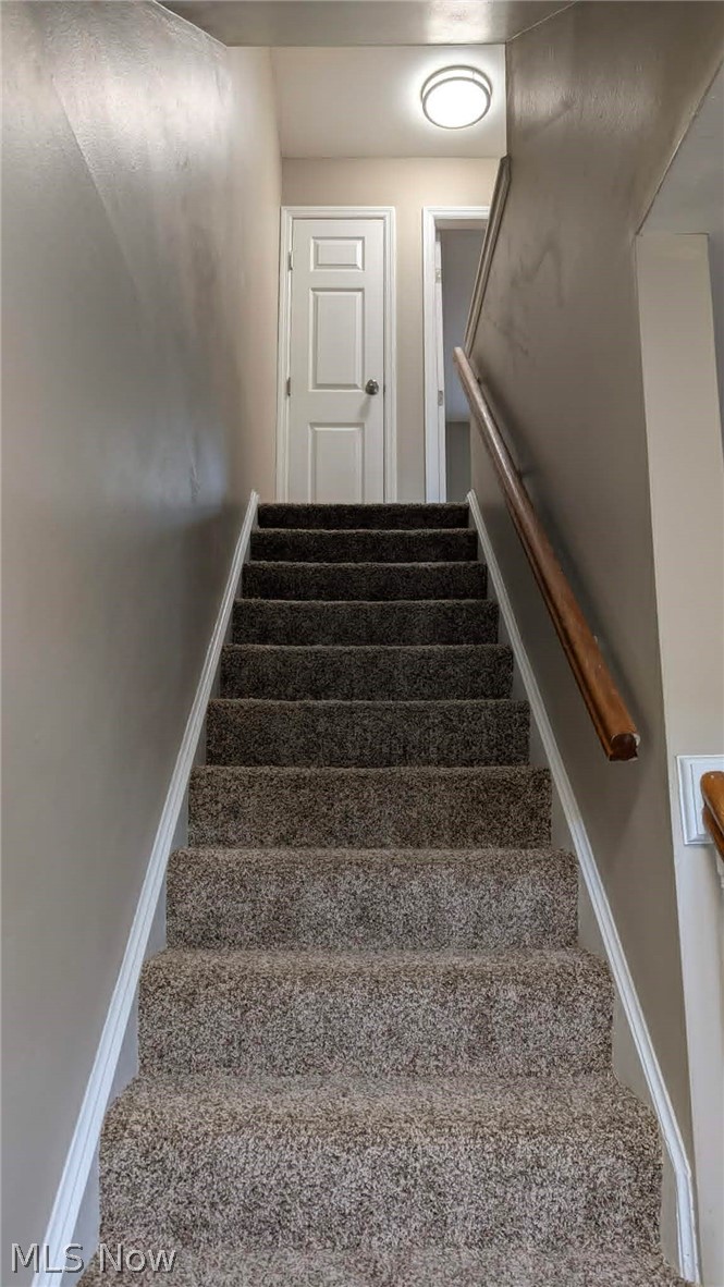 Georgetown/Hlnds Condo - Residential