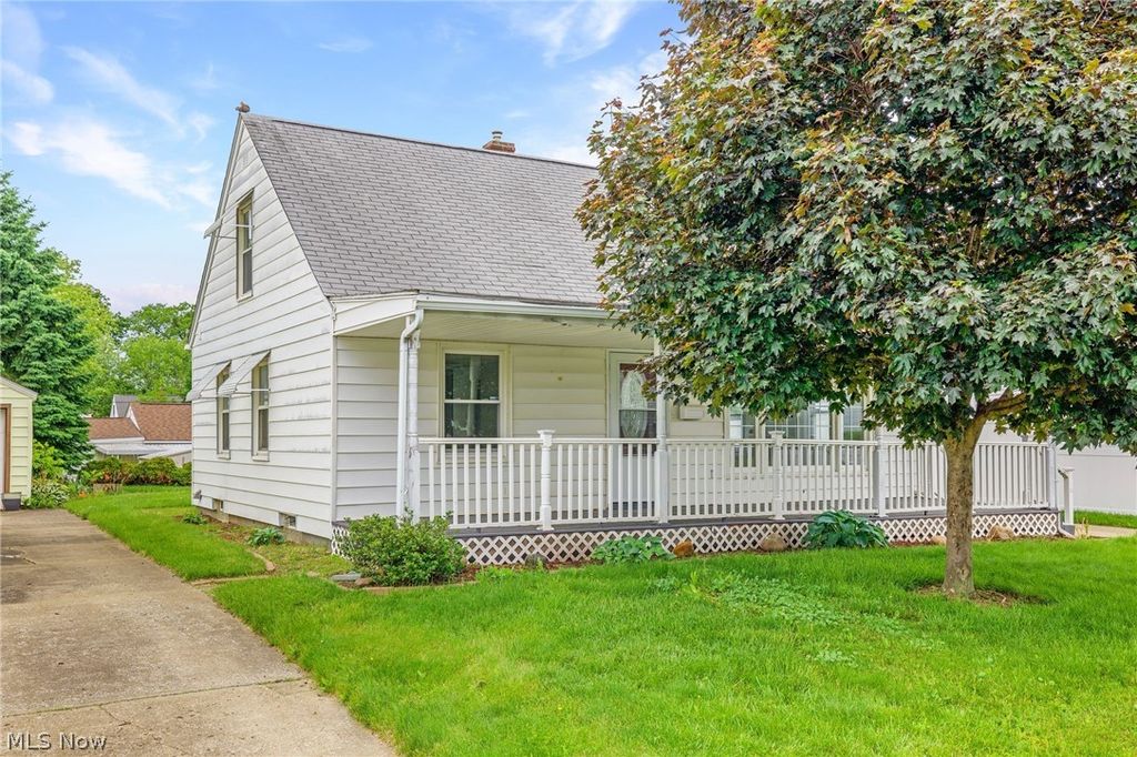Photo of 1139 Rockwood Avenue SW, Canton, OH 44710 (MLS # 5212849)