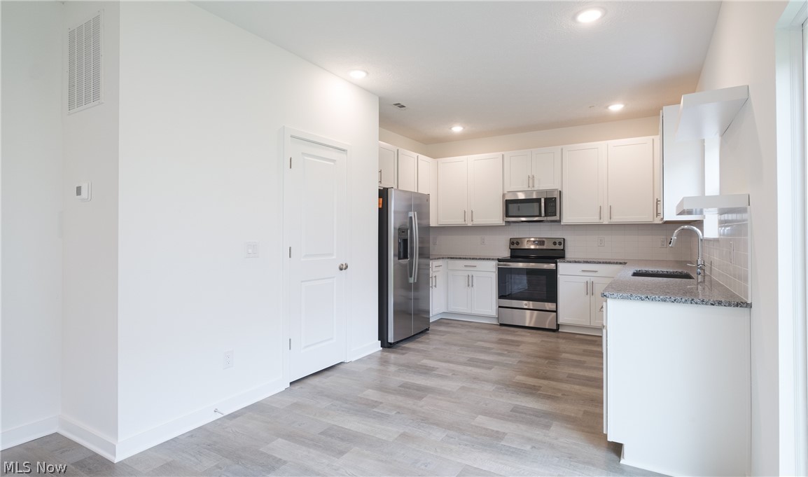 Crossings/Auld Farm 1b - Residential Lease