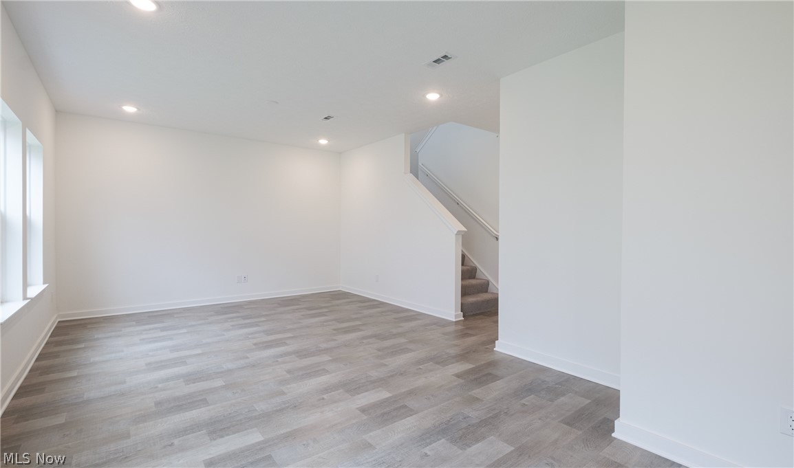 Crossings/Auld Farm 1b - Residential Lease