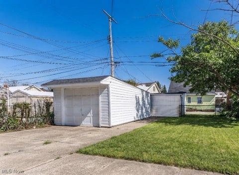 Tiny photo for 4933 E 109th Street, Garfield Heights, OH 44125 (MLS # 5246518)