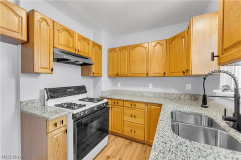 Tiny photo for 4933 E 109th Street, Garfield Heights, OH 44125 (MLS # 5246518)